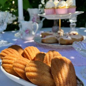Rose Tea Time