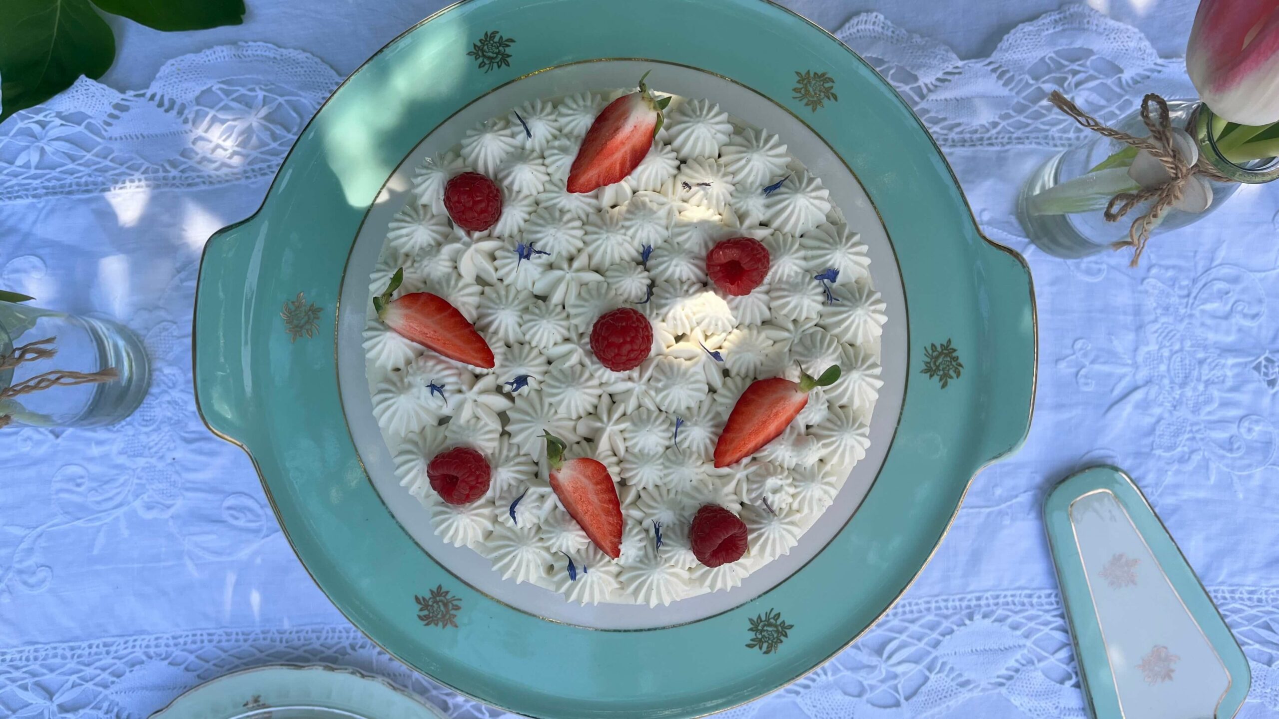 Fraisier 6 ou 8 parts (option sans gluten) – Image 2