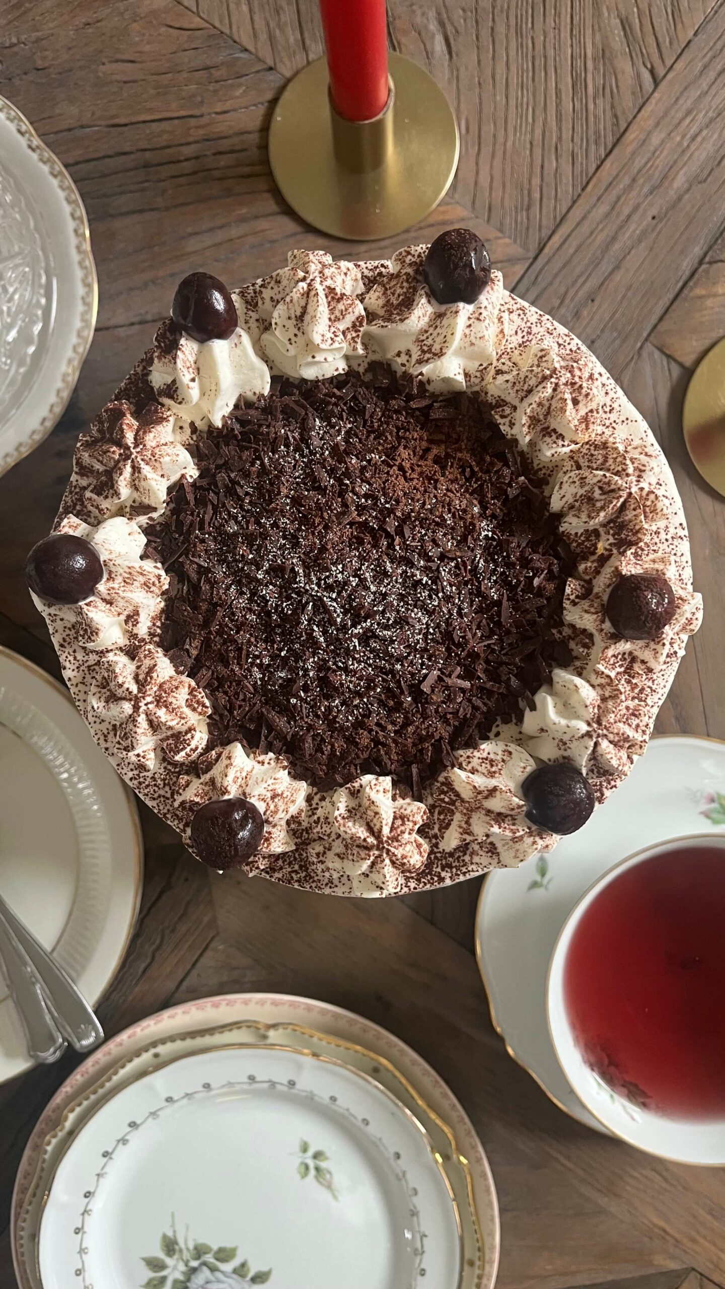 Forêt Noire 8 parts (option sans gluten)